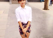 董姝个人资料年龄,岁月如歌，青春绽放的璀璨星辰